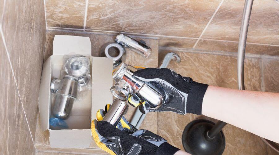 Expert Emergency Roof Repairs services in Waterbury, NE